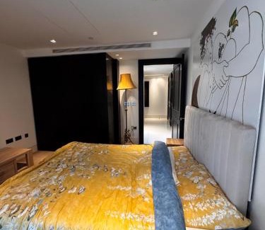 West Kensington Apartment | Modern 1 Bedroom Luxury Apt