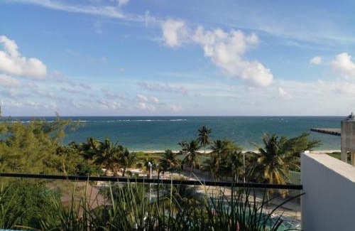 Puerto Morelos Apartment | Modern 1 bedroom suite by beach Great location!