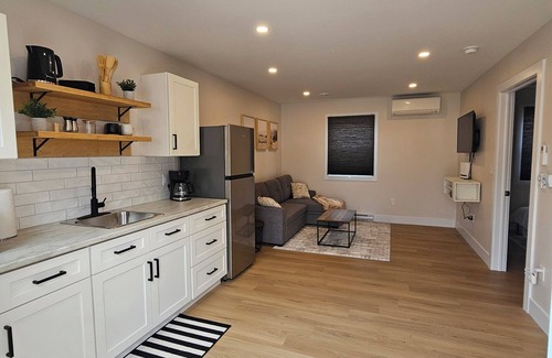 New Minas Apartment | Modern 1 Bedroom Suite located in the Centre of the beautiful Annapolis Valley
