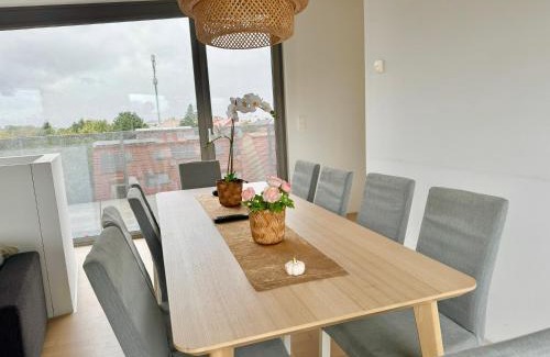 Grinzing Apartment | Modern 150 m2 Stylish Penthouse Apartment