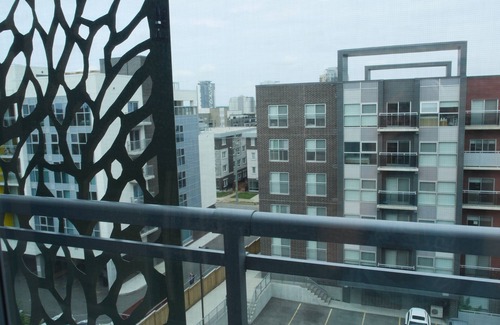 Waterloo Condo | MODERN 1BDR CONDO NEAR UNIVERSITY