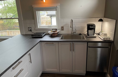Lockeland Springs Apartment | Modern 1Bed/1Bath private apartment near downtown/East Nashville