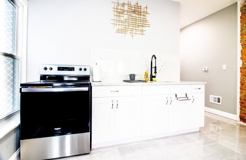 Downtown Niagara Falls Apartment | Modern 1BR 1BA Apartment close Falls and Casino