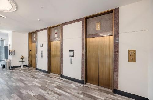 Lacy Apartment | Modern 1BR Apartment with Gym Access & Free Parking 10mins to Disneyland