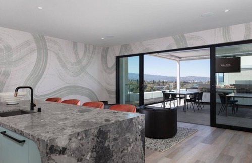Menlo Park Condo | Modern 1BR at Vasara | Poolside Living in Menlo Park