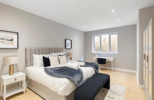 Golders Green Apartment | Modern 1BR Flat Sofa Bed Sleeps 4 The Willow