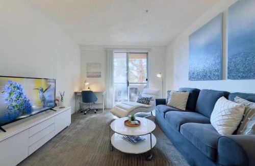 University City Apartment | Modern 1BR in Heart of UTC - Close to Beaches, Shopping, Dining, UCSD