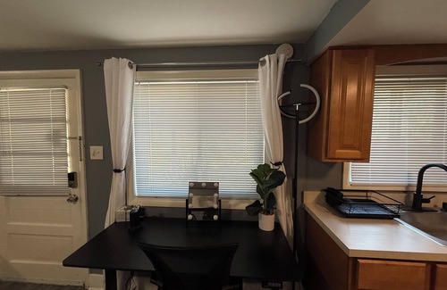 District Heights Bed & Breakfast | Modern 1BR Near DC – Quiet Comfort, Fast Commute