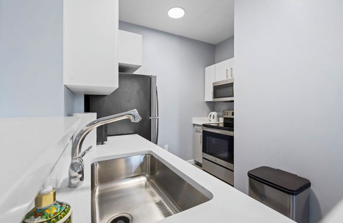 Everett Apartment | Modern 1BR Near Encore Boston 4883