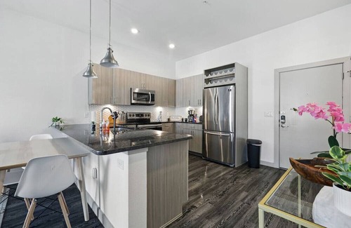 McKinney Apartment | Modern 1BR near TPC Golf | Free Parking & Wifi
