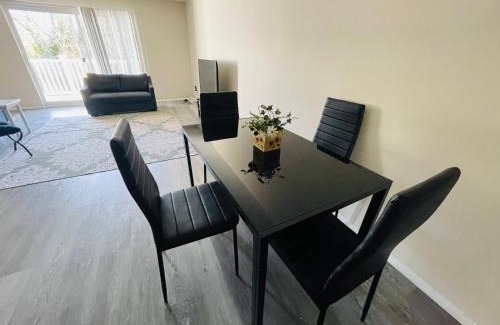 Elkins Park Apartment | Modern 1br Retreat In Elkins Park - Long Term