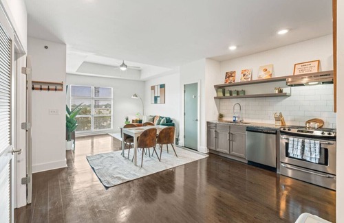 Reynoldstown Apartment | Modern 1BR w/Rooftop Deck | Near Beltline+DT ATL