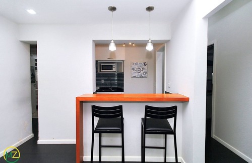 Copacabana Apartment | Modern 2 bdrms for 6 people 50m from the beach