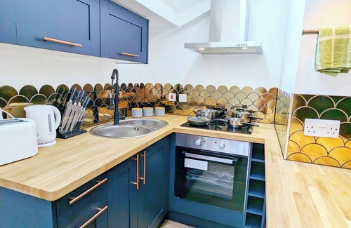 Halstead House | Modern 2 bed 1 bath terraced house in Halstead