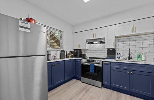 Chapel Hill Apartment | Modern 2 Bed Apartment In Chapel Hill