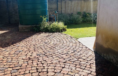Harare Apartment | Modern 2 bed self catering apartment. Simple and stylish
