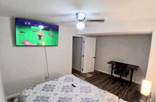 Potomac Apartment | Modern 2-Bedroom and 2-Bed Apartment with Private Access Door Minutes from I-81