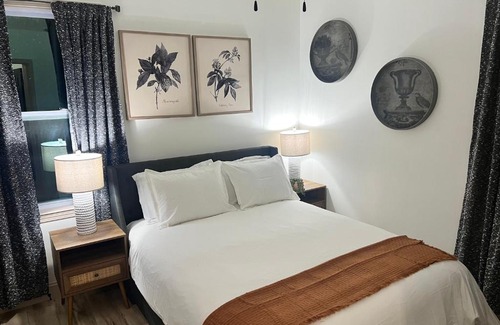 Perdue Hill Apartment | Modern 2 Bedroom Apartment