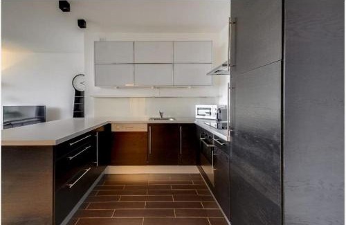 Dommeldange Apartment | Modern 2 bedroom apartment with pool and gym