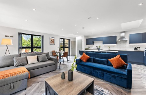 Headingley Apartment | Modern 2-Bedroom Apartment in Victoria Gardens