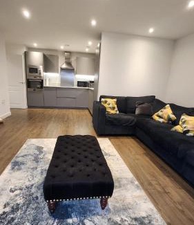 West Thurrock Apartment | Modern 2 Bedroom Apartment