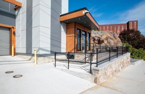 Quincy Apartment | Modern 2 Bedroom Apartment in Quincy