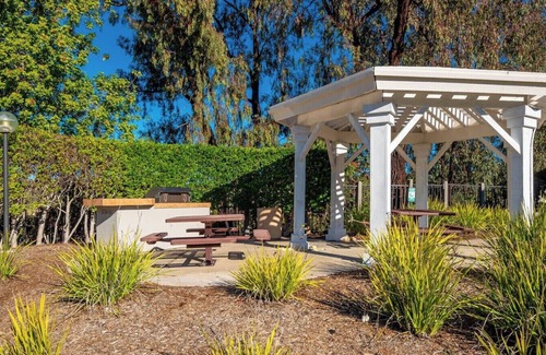 Mira Mesa Condo | Modern 2-Bedroom Condo in San Diego with AC – Perfect for Vacation or Long Stays