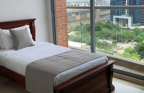 Riomar Apartment | Modern 2 Bedroom Duplex /1 Queen & 1 Single