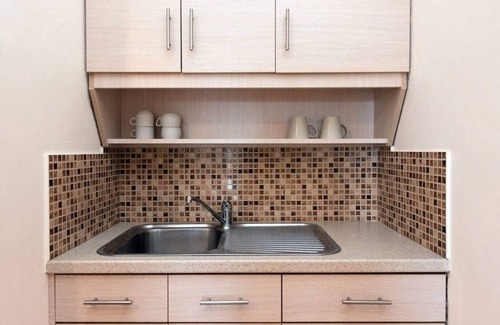 Kassiopi Apartment | modern 2 bedroom fully furnished apartment over looking the harbour of Kassiopi