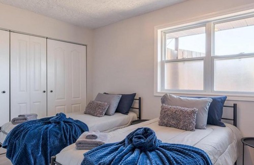 Havelock-Belmont-Methuen Apartment | Modern 2 Bedroom fully equipped unit