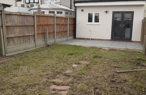 Alibon House | Modern 2 bedroom house in London Free Wifi and Parking
