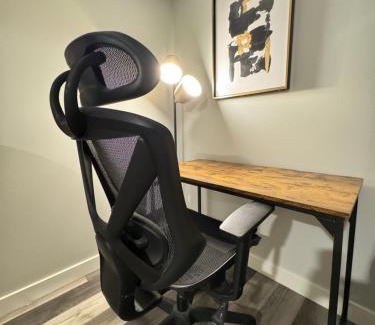 Southwest Calgary Apartment | Modern 2 bedroom suite