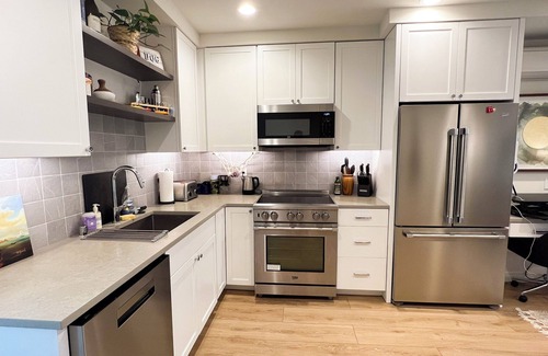 Ballard House | Modern 2 Bedroom Townhome in the Heart of Ballard, Seattle