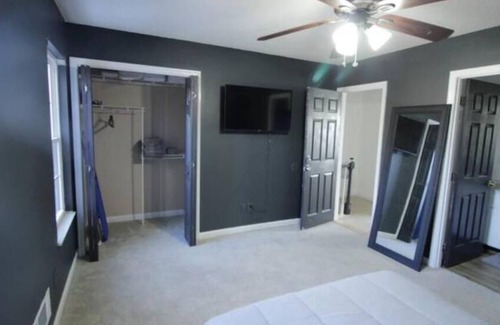 West Columbia House | Modern 2-Bedroom Townhome