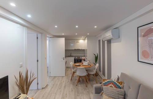 Campanha Apartment | Modern 2 bedroom villa for 5 people with garage 5 minutes from downtown