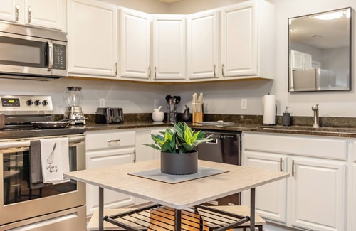 Osage Apartment | Modern 2 BR apartment great location