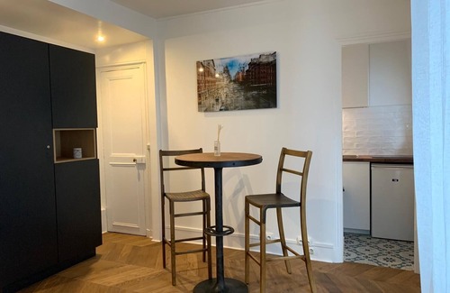 Ternes Apartment | Modern 2-room apartment Avenue des Ternes