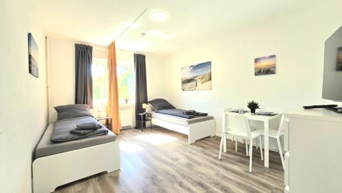 Iserlohn Apartment | Modern 2-Room Apartment with Free Parking & Free Wi-Fi in Iserlohn - SW01