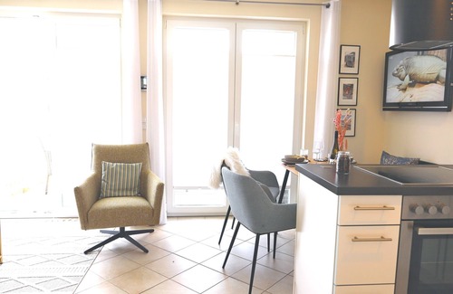 Rantum Apartment | Modern 2-room vacation apartment in Rantum, Sylt - sunny balcony and close to the beach