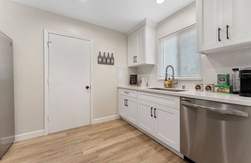 Monrovia House | Modern/2Be1Ba/Free P/Pasadena/Hollywood/DTLA