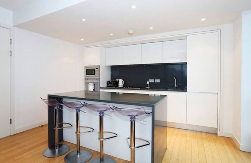 Laurieston Apartment | Modern 2bed with free Parking in the iconic Quartermile