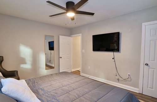 Anacostia Apartment | Modern 2br 1ba Apt Unit in Historic District