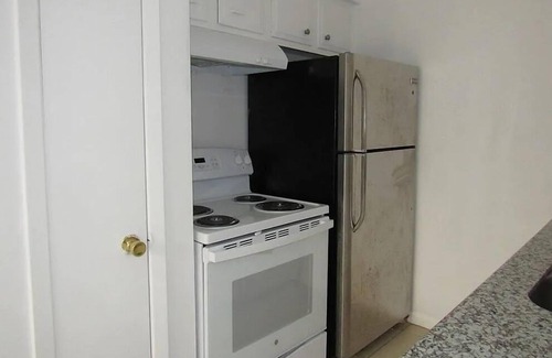 Woodlake - Briar Meadow Apartment | Modern 2BR/2BA Apartment in Prime Houston Location – Near Galleria!