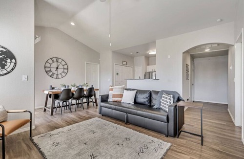 Clearfield Apartment | Modern 2BR Apt with Unique Bunk Beds, Pool, and Fitness Center, Close to Hill AFB