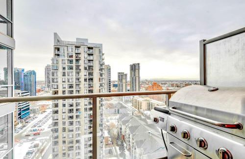 Beltline House | Modern 2BR Condo - King Bed - Downtown City Views