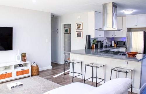 City Heights House | Modern 2BR Gem Central San Diego Location, AC, Private Yard, Parking & Laundry