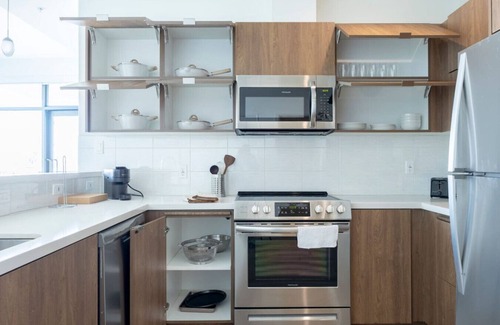 Wilshire Center Apartment | Modern 2BR in K-town (ID112)