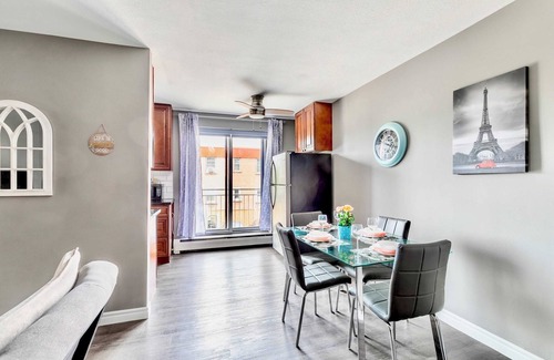 Rosedale Apartment | Modern 2BR - King Bed Apartment - PRIME Location!