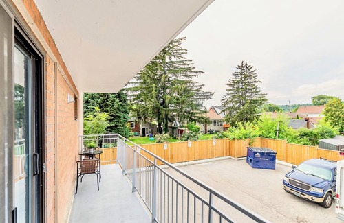 Rosedale Apartment | Modern 2BR - King Bed Apartment - PRIME Location!