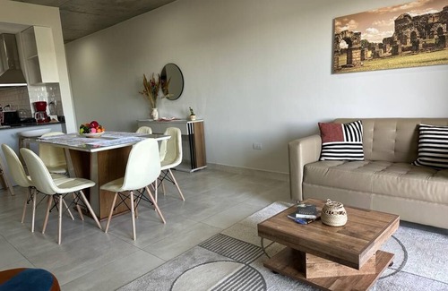 Luque Apartment | Modern 2BR Near Airport + Pool + Free Parking 5-Star Reviews